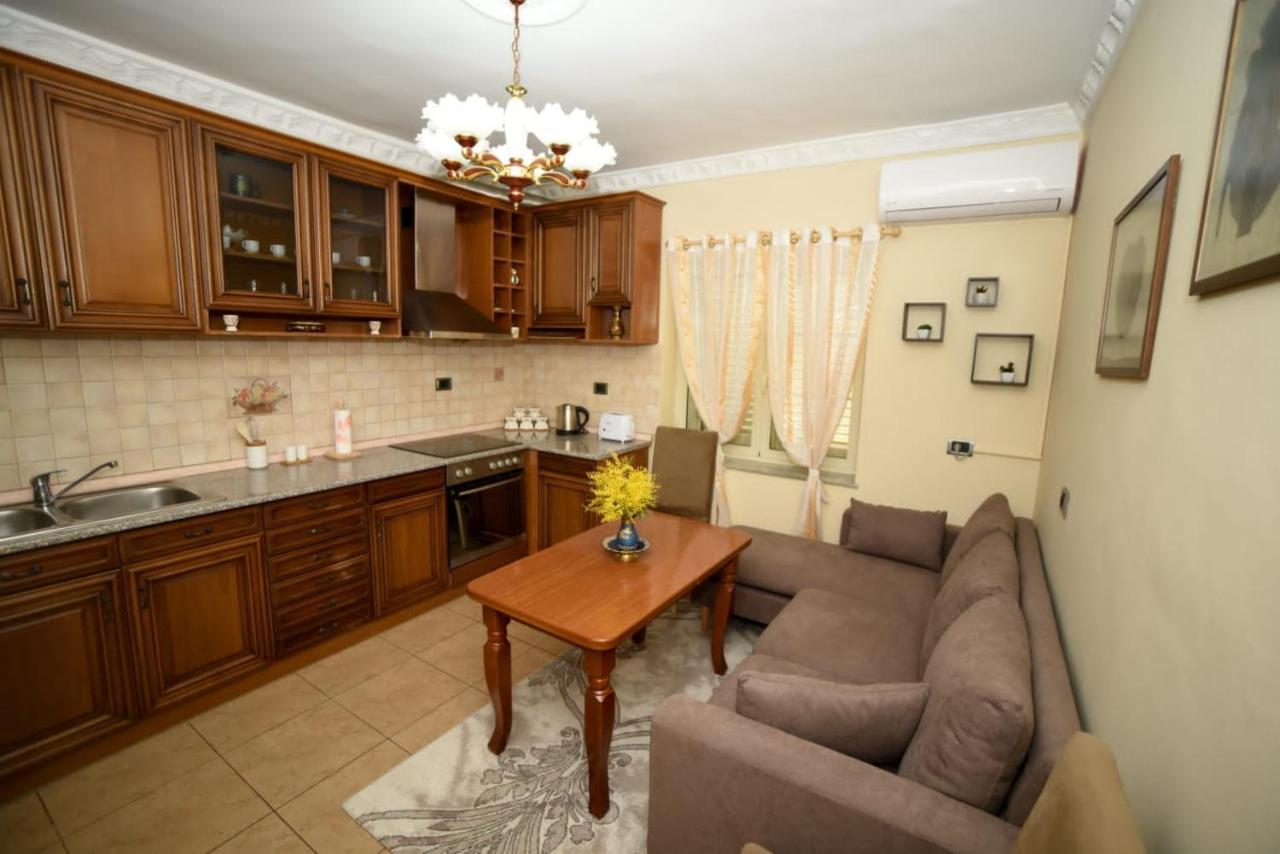 Appartamento Amli Apartament Tirana Esterno foto